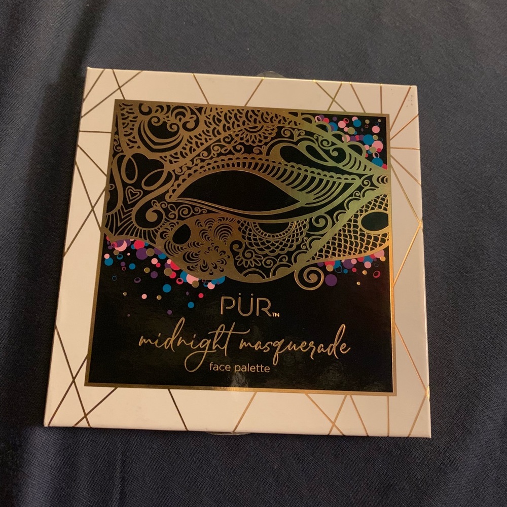 PÜR midnight masquerade face palette